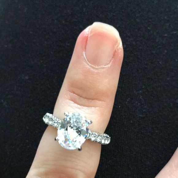 Silver engagement ring - Picture 2 of 3